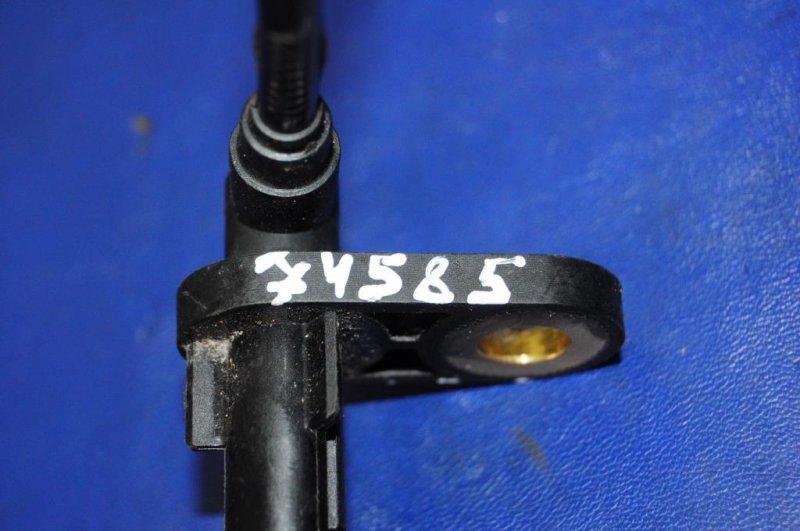 Датчик ABS задний правый G25/G35/G37/Q40 06-14