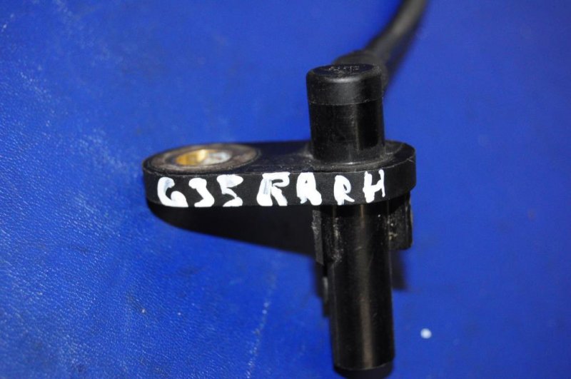 Датчик ABS задний правый INFINITI G25/G35/G37/Q40 06-14