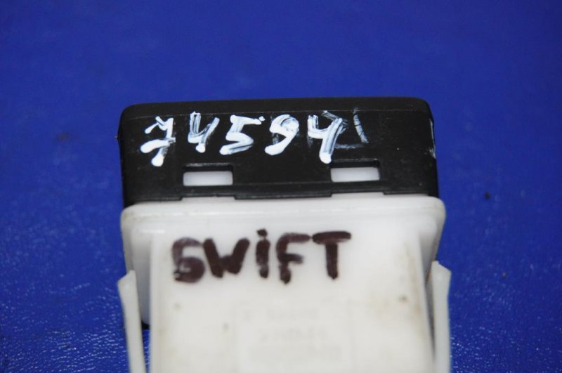 Кнопка SWIFT 04-11 Кнопка SWIFT 04-11