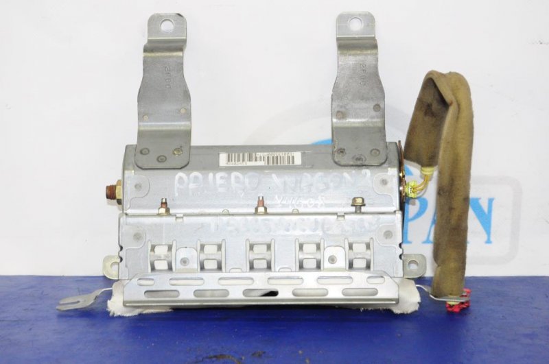 Подушка безопасности пассажира MITSUBISHI PAJERO 99-06