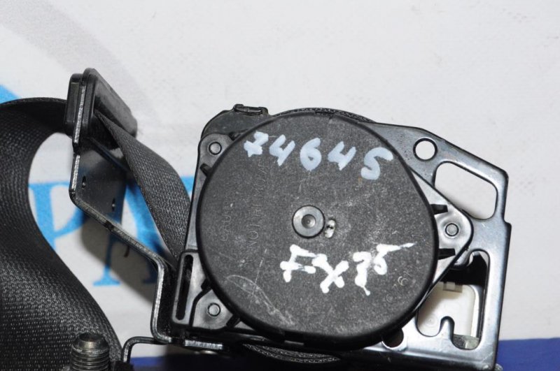 Ремень безопасности задний левый INFINITI FX S50 03-08 88845-CG002 Б/У