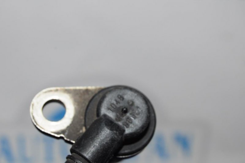 Датчик ABS задний правый GALANT 03-12