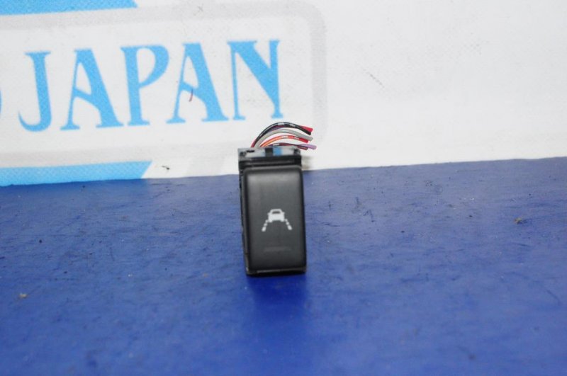 Кнопка INFINITI G35 03-07 Б/У