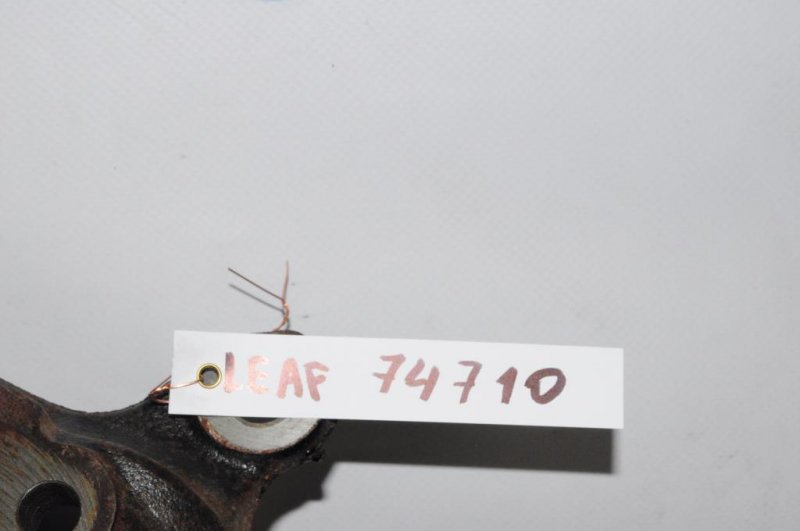 Кулак поворотный передний левый NISSAN LEAF 10-17 Кулак поворотный передний левый NISSAN LEAF 10-17