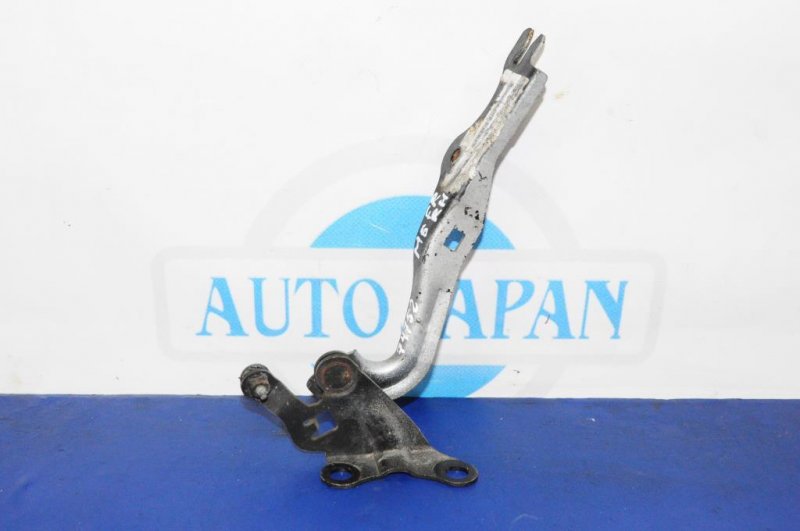 Петля капота правая MAZDA 6 GG 02-07 GJ6A-52-410A Б/У
