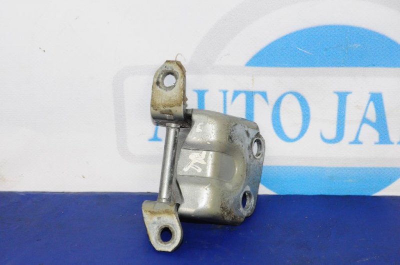 Петля двери верхняя задняя правая TRIBECA B10 07-13 Петля двери верхняя задняя правая TRIBECA B10 07-13