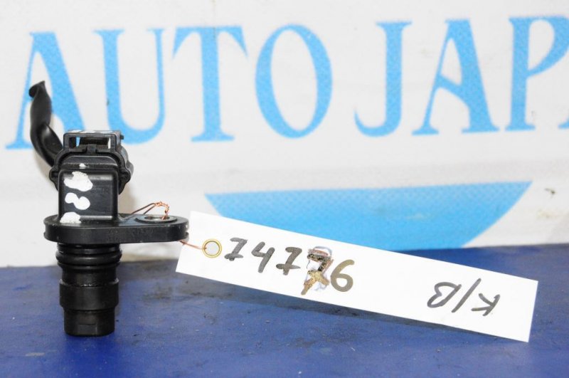 Датчик положения коленвала CAMRY 30 02-06 Датчик положения коленвала CAMRY 30 02-06