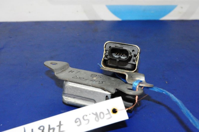 Датчик удара SUBARU FORESTER SG 02-07 98235SA050 Б/У