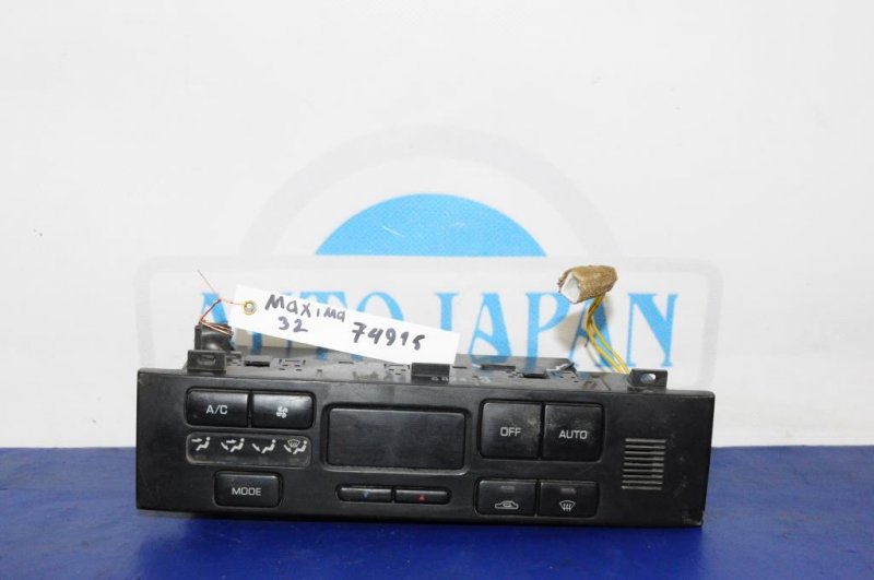 Блок управления печкой NISSAN MAXIMA A32 94-99 28525-31U20 Б/У
