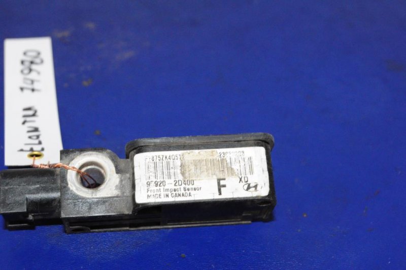Датчик удара HYUNDAI ELANTRA XD 00-06 95920-2D400 Б/У