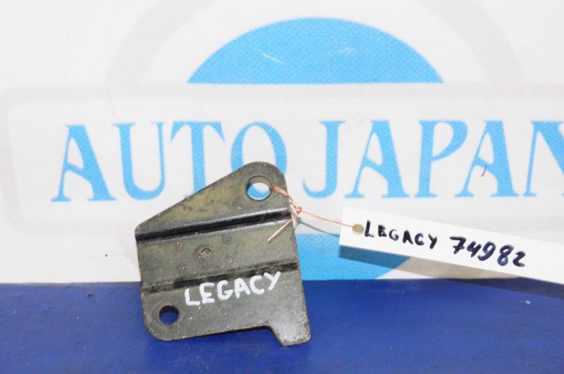 Датчик удара правый SUBARU LEGACY 98-03 BH/BE 98231AE000 Б/У