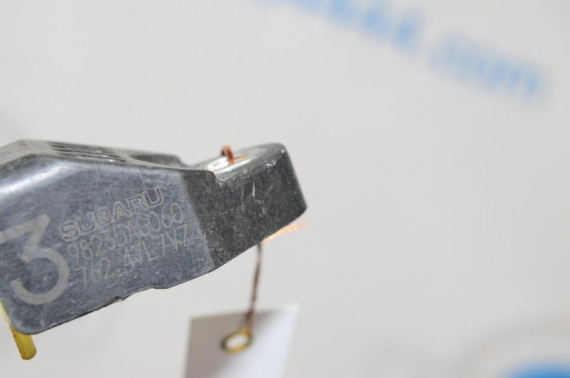 Датчик удара SUBARU IMPREZA 00-07 GD/GG 98235AG060 Б/У