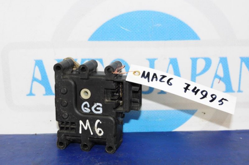 Моторчик заслонки печки MAZDA 6 GG 02-07 Б/У