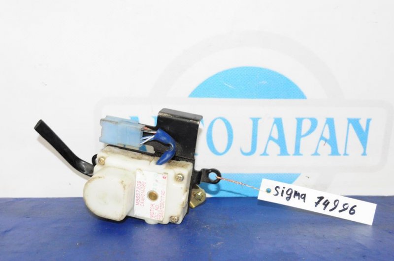 Моторчик заслонки печки MITSUBISHI SIGMA 90-96