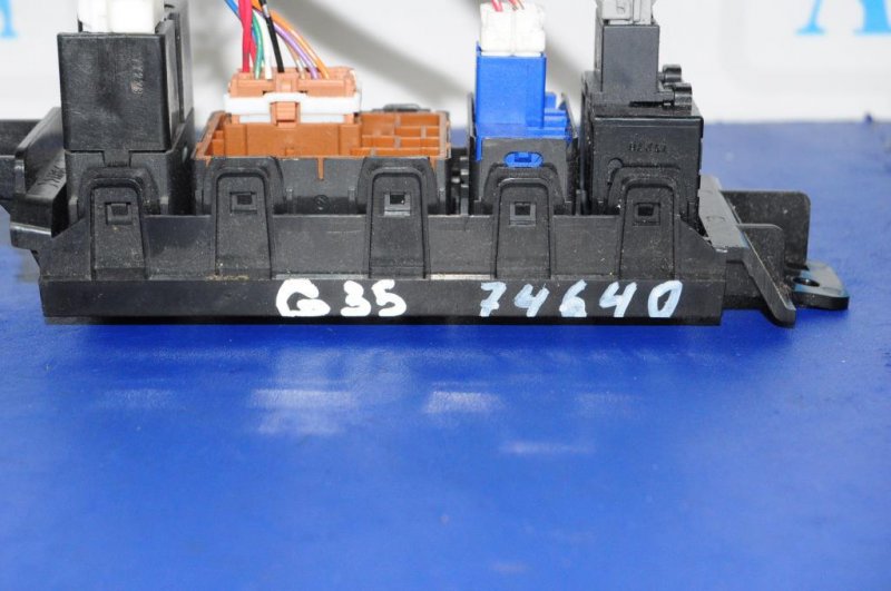 Кнопка G35 03-07