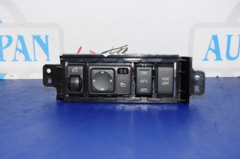 Кнопка INFINITI G35 03-07 Б/У