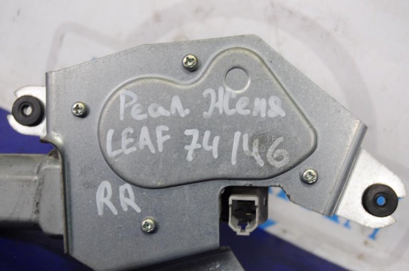 Моторчик стеклоочистителя задний NISSAN LEAF 10-17