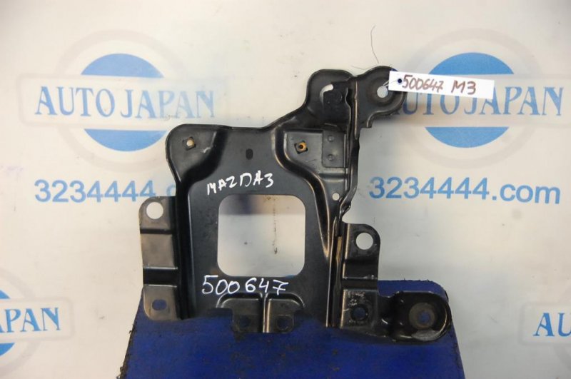 Полка аккумулятора MAZDA 3 BK 03-08 Полка аккумулятора MAZDA 3 BK 03-08