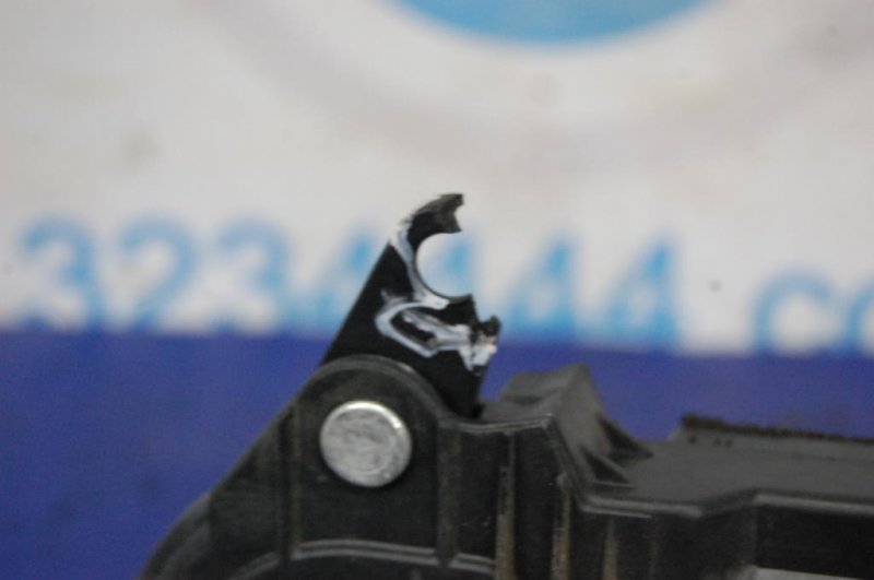 Замок двери передний правый SOUL AM 08-13