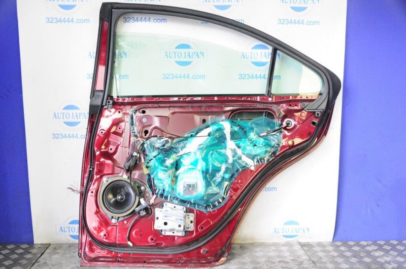 Дверь задняя правая ES350 06-12