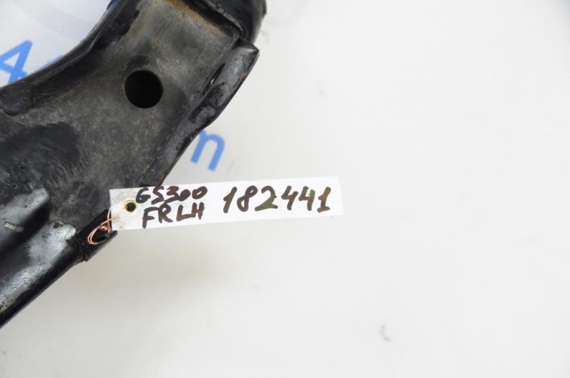 Рычаг передней подвески нижний передний левый GS350 GS300 05-11