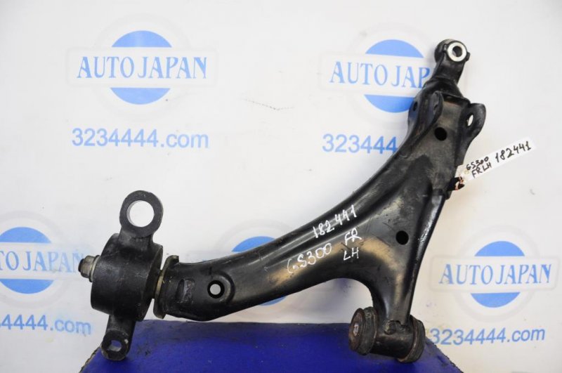 Рычаг передней подвески нижний передний левый LEXUS GS350 GS300 05-11 48640-30290 Б/У