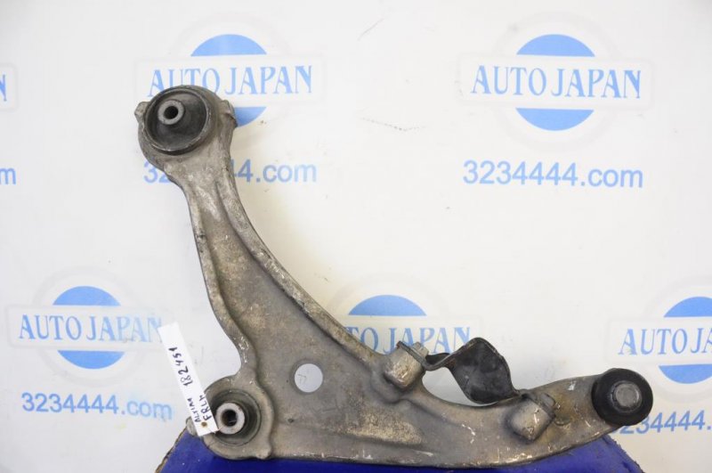 Рычаг передней подвески нижний передний левый NISSAN ALTIMA L32 07-12 54501-JA00B Б/У