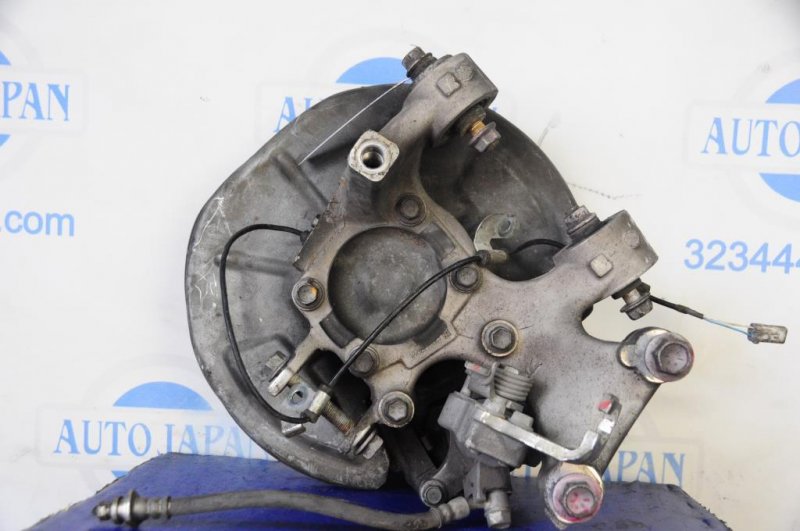 Запчасть ступица задняя правая SUZUKI KIZASHI 09-14 43402-57L00 Б/У Ступица задняя правая SUZUKI KIZASHI 09-14 43402-57L00 Б/У