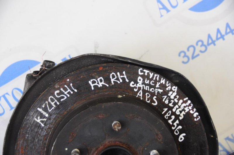 Ступица задняя правая SUZUKI KIZASHI 09-14 Ступица задняя правая SUZUKI KIZASHI 09-14
