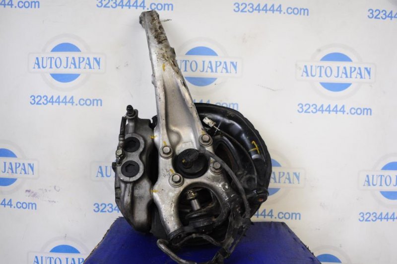 Ступица передняя левая LEXUS GS350 GS300 05-11 43560-30010 Б/У