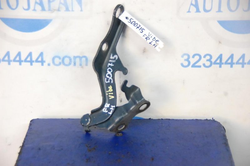 Петля капота левая TOYOTA MATRIX 02-08 94857420 Б/У