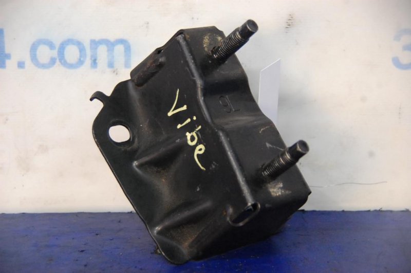 Кронштейн усилителя заднего бампера задний левый TOYOTA MATRIX 02-08 88970451 Б/У