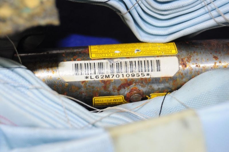 Запчасть подушка безопасности (штора) правая TOYOTA PRIUS - 20 03-11 6217047010 Б/У Подушка безопасности (штора) правая TOYOTA PRIUS - 20 03-11 6217047010 Б/У