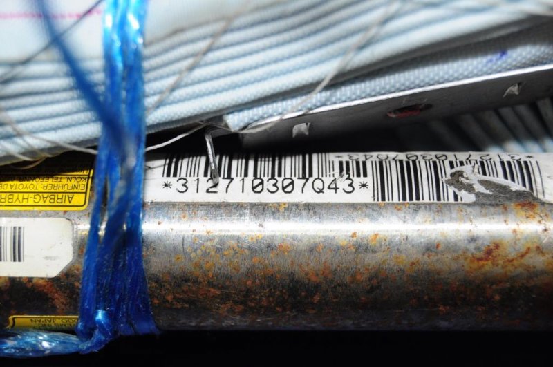 Подушка безопасности (штора) левая TOYOTA PRIUS - 20 03-11 6218047010 Б/У