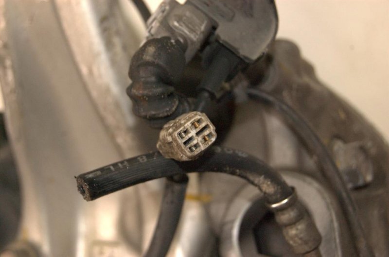 Ступица передняя правая GS350 GS300 05-11