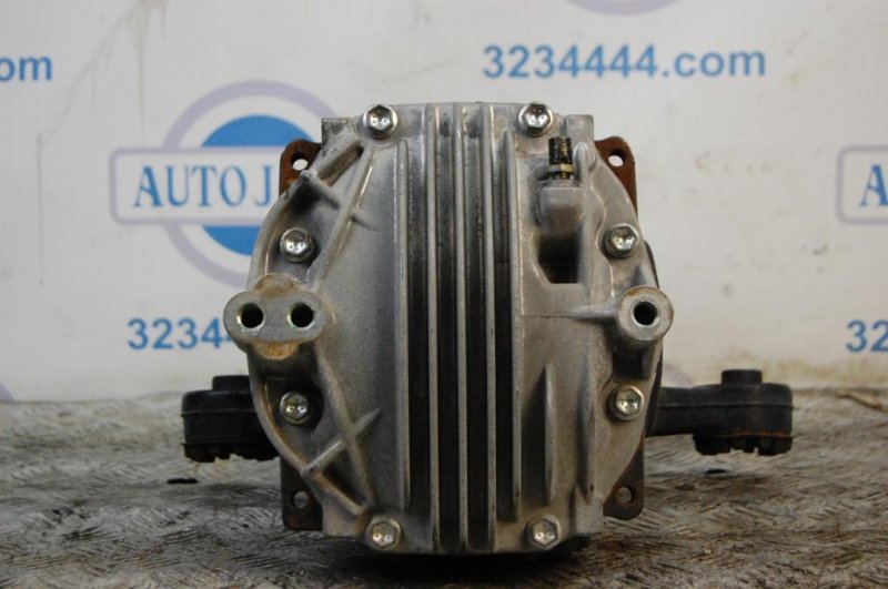 Редуктор задний LS430 00-06