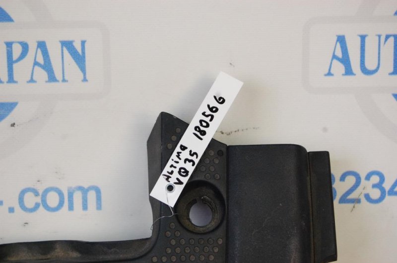 Накладка двигателя декоративная NISSAN ALTIMA L32 07-12 Б/У