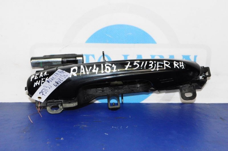 Запчасть ручка двери наружная передняя правая TOYOTA RAV4 13-19 69211-42040-B1 Б/У Ручка двери наружная передняя правая TOYOTA RAV4 13-19 69211-42040-B1 Б/У