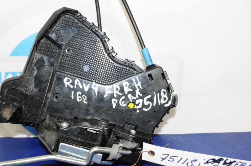 Запчасть замок двери передний правый TOYOTA RAV4 13-19 6903060240 Б/У Замок двери передний правый TOYOTA RAV4 13-19 6903060240 Б/У