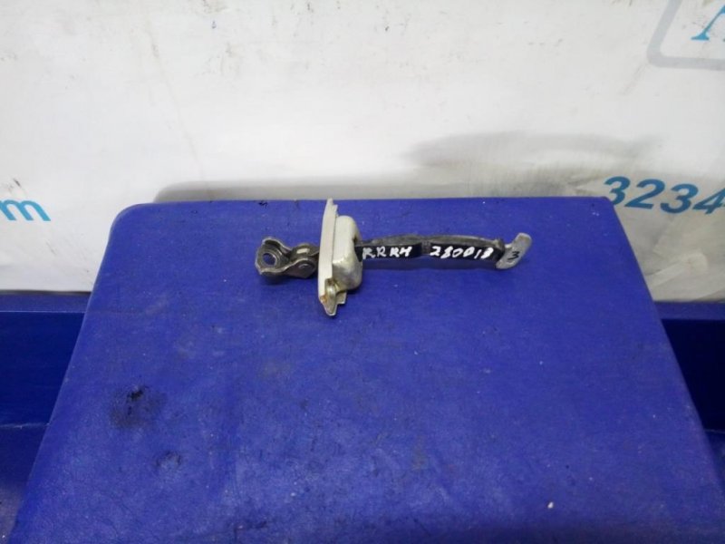 Ограничитель двери задний правый TOYOTA COROLLA 150 06-13 Б/У