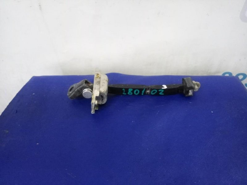 Запчасть ограничитель двери задний левый LEXUS ES350 06-12 68640-33080 Б/У Ограничитель двери задний левый LEXUS ES350 06-12 68640-33080 Б/У