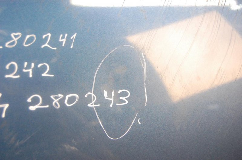 Дверь передняя правая OUTBACK 03-09 BP