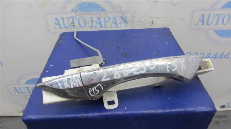 Ручка двери наружная передняя правая HONDA ACCORD CU8 / TSX 08-14 72141-TL0-E01 Б/У