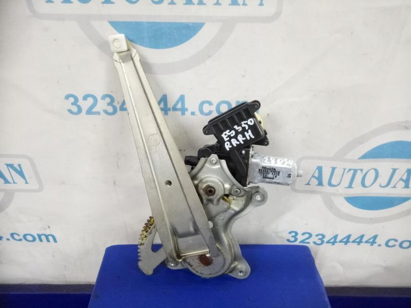Стеклоподъемник задний правый LEXUS ES350 06-12 69803-12180 Б/У