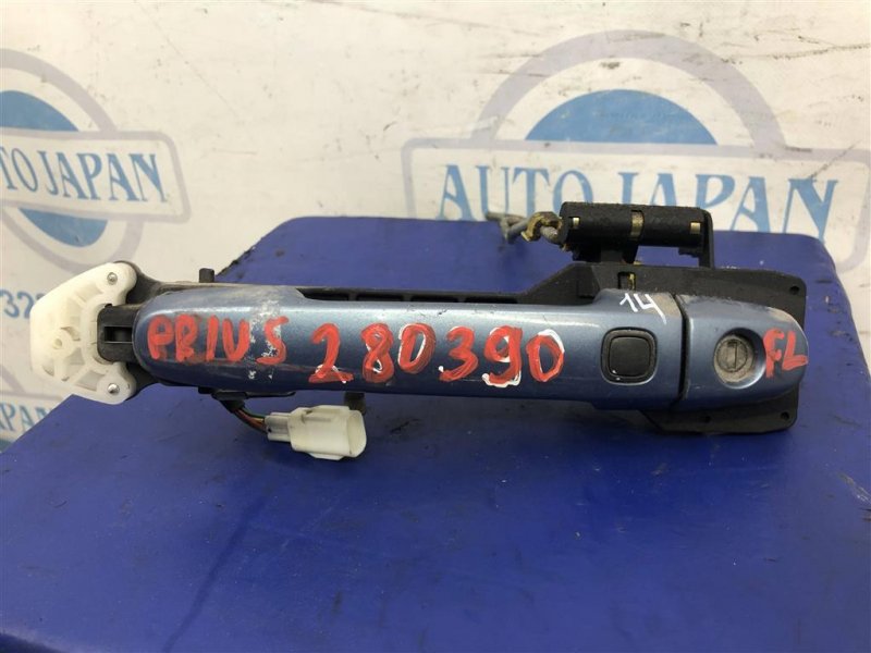 Запчасть ручка двери наружная передняя левая TOYOTA PRIUS - 20 03-11 69202-47030 Б/У Ручка двери наружная передняя левая TOYOTA PRIUS - 20 03-11 69202-47030 Б/У