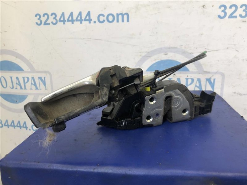 Замок двери передний левый PRIUS - 20 03-11 Замок двери передний левый PRIUS - 20 03-11