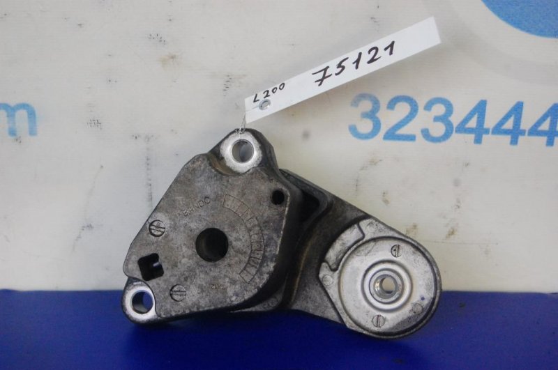 Натяжитель ремня генератора MITSUBISHI L200 06-14 1345A062 Б/У