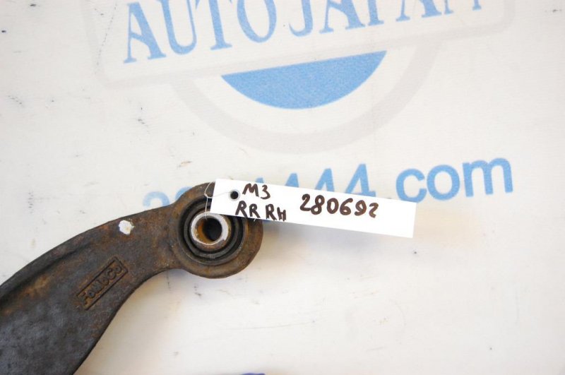 Рычаг задней подвески поперечный верхний задний правый 3 BK 03-08