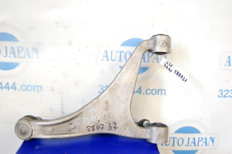 Рычаг задней подвески поперечный верхний задний правый INFINITI G25/G35/G37/Q40 06-14 55501-JK02A Б/У