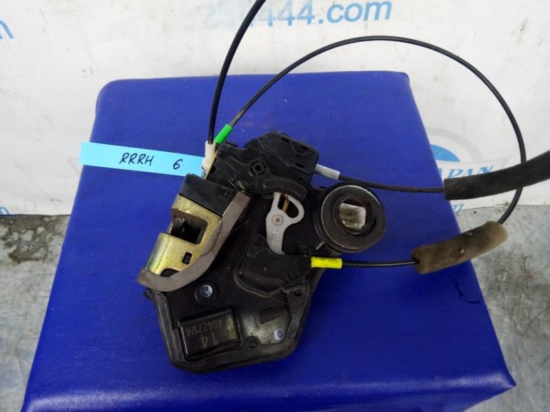 Замок двери задний правый LEXUS ES300 ES330 01-06